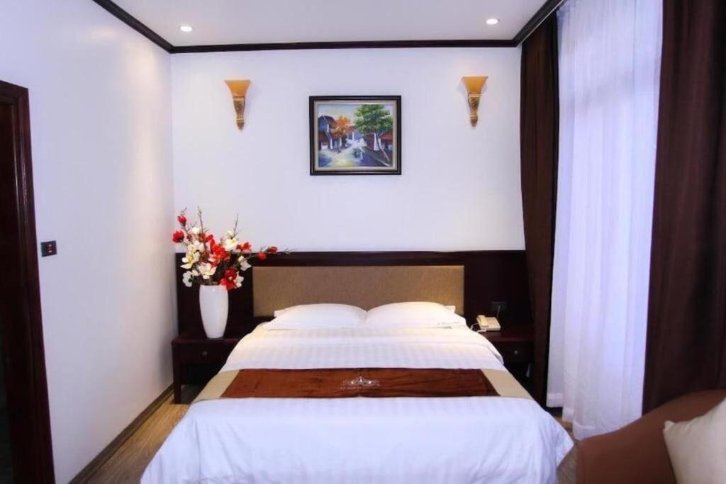 A1 Hill Hanoi Hotel Экстерьер фото